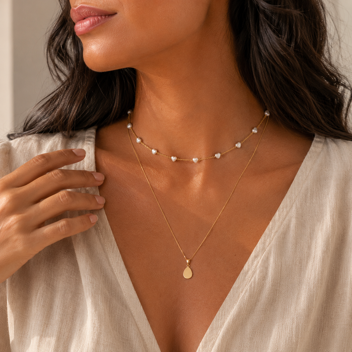 Colar Choker Elos Retangulares e Pérolas de Corações Ouro 18K