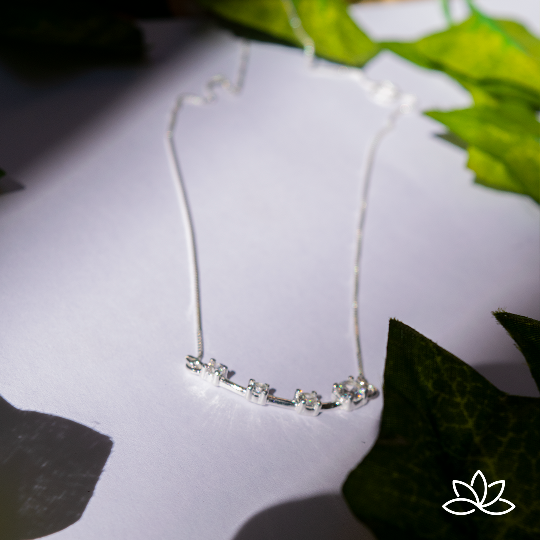 Colar Estrela Cadente com Zircônias Prata 925