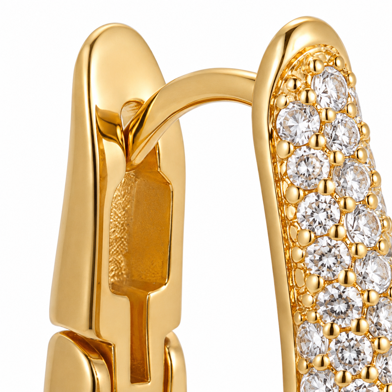 Brinco Argola Triangular Cravejada Ouro 18K