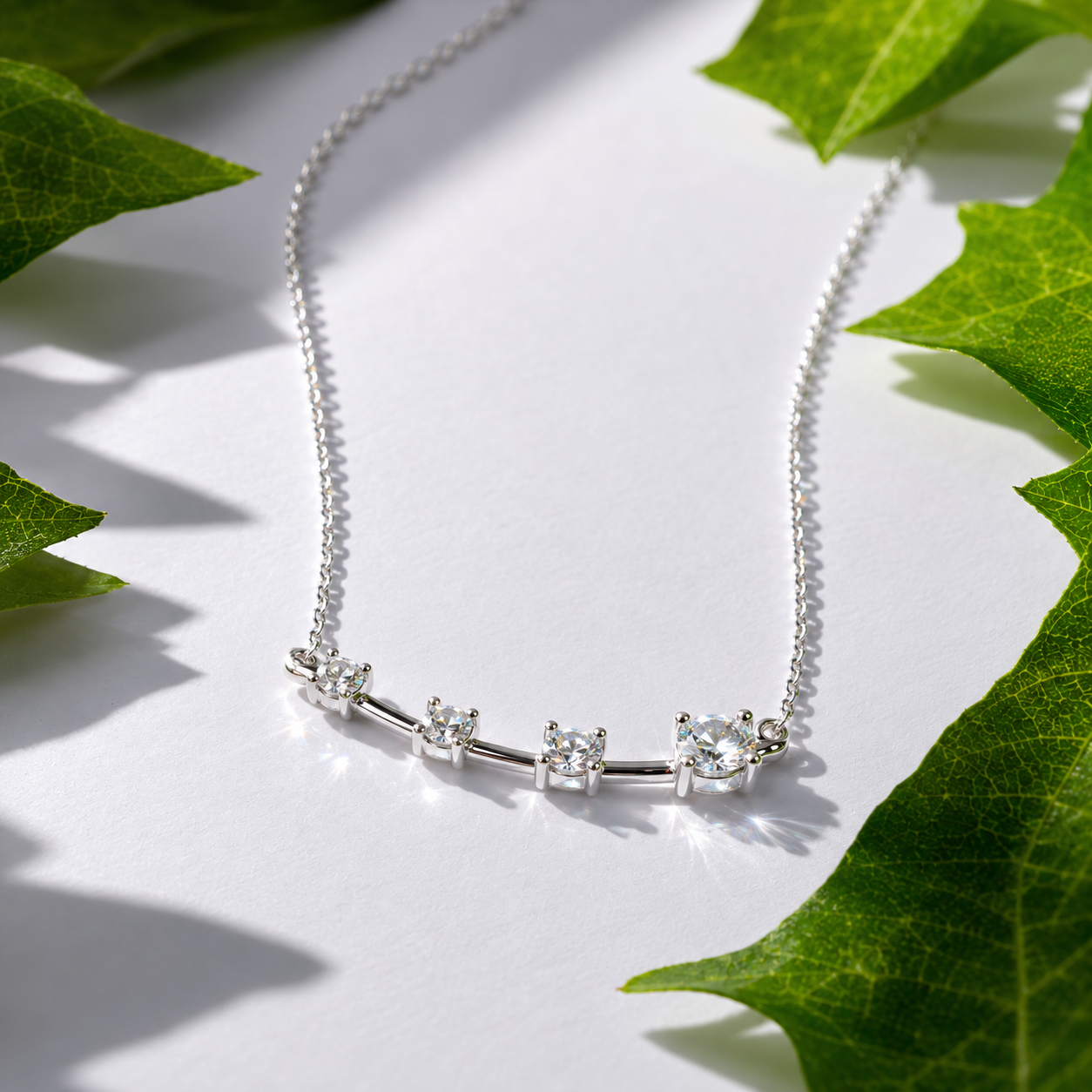 Colar Estrela Cadente com Zircônias Prata 925