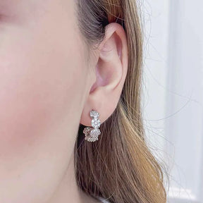 Brinco Argola Flores Cravejadas Cristal