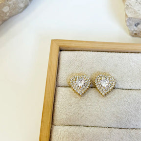 Brinco Dois Corações Cravejados de Zircônia Ouro 18K